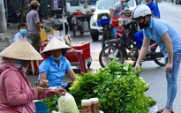 Công nhân khó trăm bề