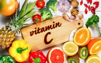 Những chấm nhỏ xuất hiện trên da mỏng của trẻ, báo hiệu điều gì?