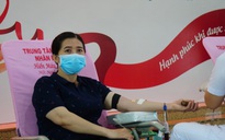 CNVC-LĐ tình nguyện hiến máu cứu người