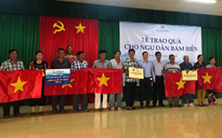 Báo Người Lao Động tặng cờ Tổ quốc cho ngư dân huyện Đất Đỏ