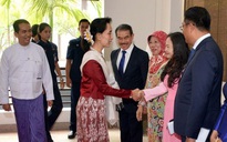 "Bóng hồng" đối ngoại: Bí mật trong vườn nhà bà Aung San Suu Kyi