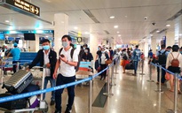 Thứ trưởng Bộ Y Tế: Chưa cần thiết phong tỏa sân bay Tân Sơn Nhất