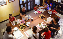 NÓNG: TP HCM chính thức cho phép quán ăn uống phục vụ tại chỗ từ ngày mai