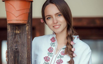 Ca sĩ trẻ đăng quang Hoa hậu Hoàn vũ Bulgaria 2021