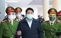Xét xử ông Nguyễn Đức Chung: Các bị cáo đến tòa bằng xe đặc chủng