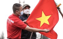 Trao tặng ngư dân tỉnh Nam Định 1.000 lá cờ Tổ quốc