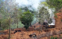 Hai căn cứ không quân Myanmar bị tấn công