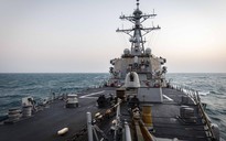 Trung Quốc theo sát tàu chiến Mỹ đi qua eo biển Đài Loan