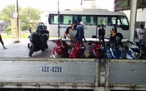 Người đi xe máy muốn qua tỉnh Thừa Thiên – Huế sẽ được trung chuyển miễn phí