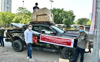 Ca sĩ Tùng Dương trao 460 triệu đồng ủng hộ Bắc Ninh, Bắc Giang