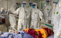Bác sĩ Chợ Rẫy ngày đêm điều trị cho bệnh nhân nặng tại Bắc Giang