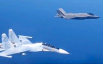 Máy bay chiến đấu Su-30SM của Nga và F-35A của NATO ghìm nhau trên biển Baltic