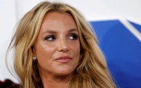 Britney Spears vẫn phải chịu sự giám hộ của cha