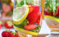 Uống nước "detox", thanh nhiệt nhiều có hại thận?