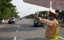 Tráo tài xế, xe tải chở hàng từ TP HCM vượt chốt kiểm soát vào Đà Nẵng