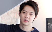 “Hoàng tử gác mái” Park Yoo Chun bị tố có đến 50 bạn gái