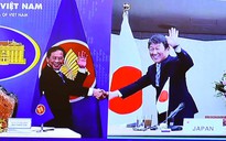 Bộ trưởng Ngoại giao Việt Nam - Nhật Bản "bắt tay" trực tuyến