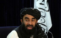 Lộ clip quay lại cảnh Taliban chặt đầu binh sĩ Afghanistan