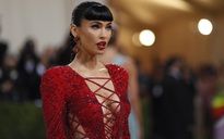 Megan Fox, Jennifer Lopez "đọ" độ gợi cảm tại Met Gala 2021