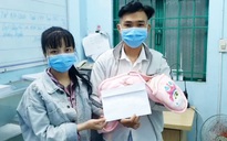 Bắt giữ đối tượng truy nã vừa sinh con, công an hỗ trợ tiền mua sữa