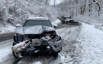 Mỹ: Bão tuyết gây hơn 500 vụ tai nạn, Tổng thống Biden kẹt trên chuyên cơ