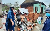 Quảng Ngãi: Mưa lũ, lốc xoáy làm nhiều nhà dân bị hư hỏng