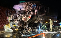 Vụ tai nạn làm 15 người thương vong: Bắt tài xế xe giường nằm