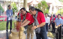 Đoàn cán bộ tuyên giáo, báo chí TP HCM dâng hương tại Di tích căn cứ Khu ủy Sài Gòn - Gia Định