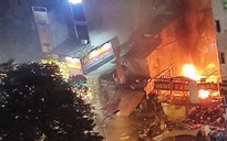 Cháy dữ dội sau tiếng nổ lớn tại trung tâm sửa chữa xe máy, 3 người bị thương