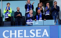 Chính phủ Anh phong tỏa tài sản, tỉ phú Abramovich hết cửa rao bán Chelsea