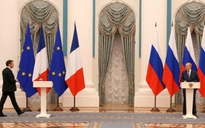 Tổng thống Nga - Pháp đàm phán đến quá nửa đêm