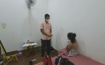 Tạm giữ quản lý quán karaoke điều nữ tiếp viên đi bán dâm