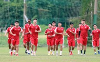 Bùi Tiến Dũng có thể vắng mặt ở AFC Cup