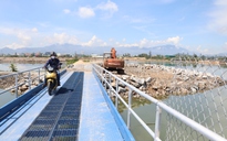 Phạt 70 triệu đồng, cưỡng chế công trình lấn sông Trường Giang trái phép