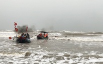 Nỗ lực tìm kiếm 5 ngư dân cùng chiếc tàu cá Hà Tĩnh mất liên lạc trên biển