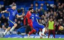 Hoãn đại chiến Chelsea - Liverpool, Ngoại hạng Anh rúng động