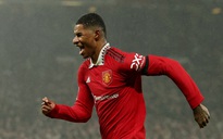 Rashford bùng nổ cú đúp, Man United đoạt vé bán kết League Cup