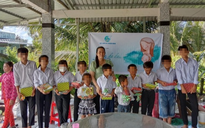 Tết ấm cho trẻ mồ côi