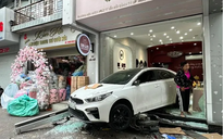 Vụ nữ tài xế lùi xe vào cửa hàng trang sức: Nhân viên bảo vệ tử vong