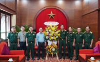 Báo Người Lao Động thăm, chúc mừng Quân khu 7 nhân ngày thành lập Quân đội Nhân dân Việt Nam