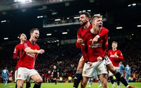 Hojlund nổ súng, Man United quật ngã Aston Villa ngày Lễ tặng quà