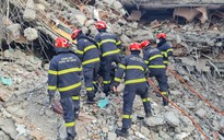 Cảnh sát Việt Nam dùng camera dò tìm nạn nhân động đất ở Thổ Nhĩ Kỳ