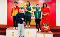 Nguyễn Hoàng Yến giành hai cúp vô địch cờ tướng