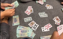 Khởi tố 4 cán bộ Chi cục dự trữ nhà nước đánh bạc tại công sở