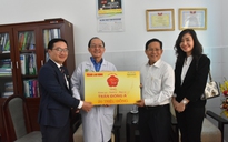 “Mai Vàng tri ân” đến với GS-BS Trần Đông A, GS-BS Nguyễn Chấn Hùng