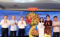 Lãnh đạo TP HCM chúc mừng Ngày thơ Việt Nam