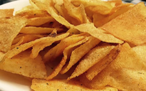 Bé 6 tuổi ăn phải bim bim tẩm thuốc chuột