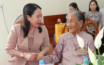 Phó Chủ tịch nước Võ Thị Ánh Xuân về thăm địa đạo tam giác sắt