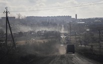 Khủng hoảng Ukraine: Hỏa lực đốt nóng Bakhmut, chảo lửa bị cô lập