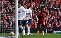 Thắng nghẹt thở Tottenham, Liverpool tăng tốc cuộc đua Top 4